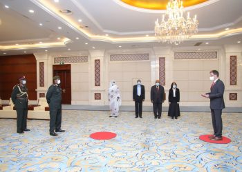 رئيس مجلس السيادة يتسلم اوراق اعتماد سفراء عدد من الدول