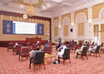 اللجنة العليا للطوارئ الصحية تشيد بمساهمات الوزراء والولاة والوكلاء في مكافحة جائحة كورونا