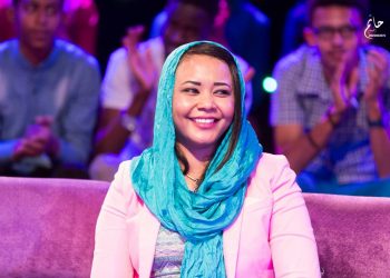 شكت من الحسابات المزيفة الفنانة مكارم بشير : لا أملك حساب بـ”فيس بوك”