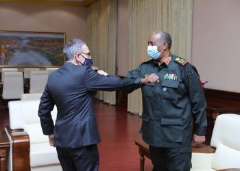 رئيس مجلس السيادة الإنتقالي يلتقي رئيس بعثة يونيتامس