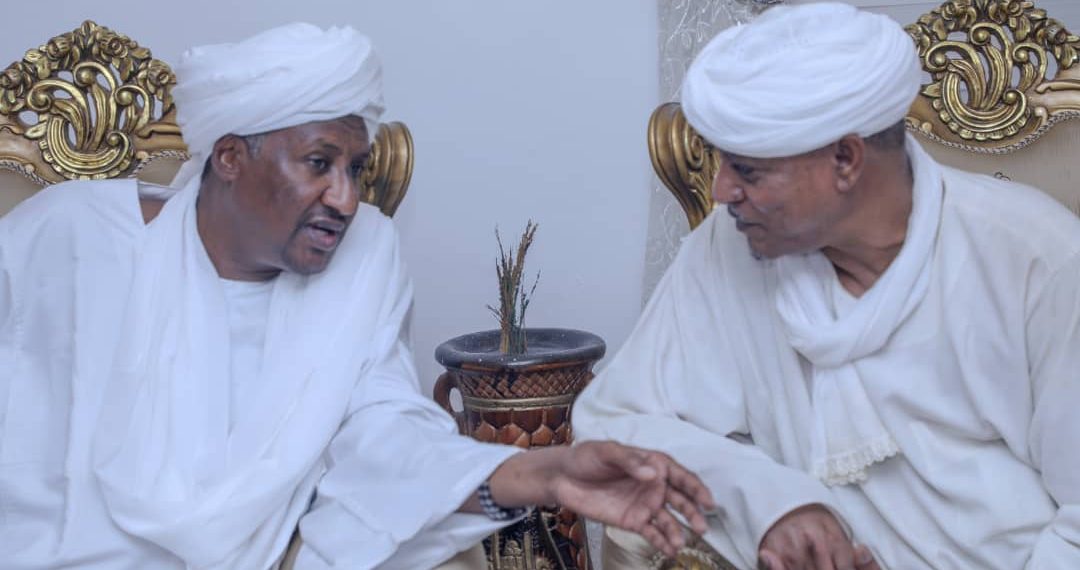 موسي هلال لقاءاتي مع الفريق عبدالرحيم دقلو مهدت الطريق للحل