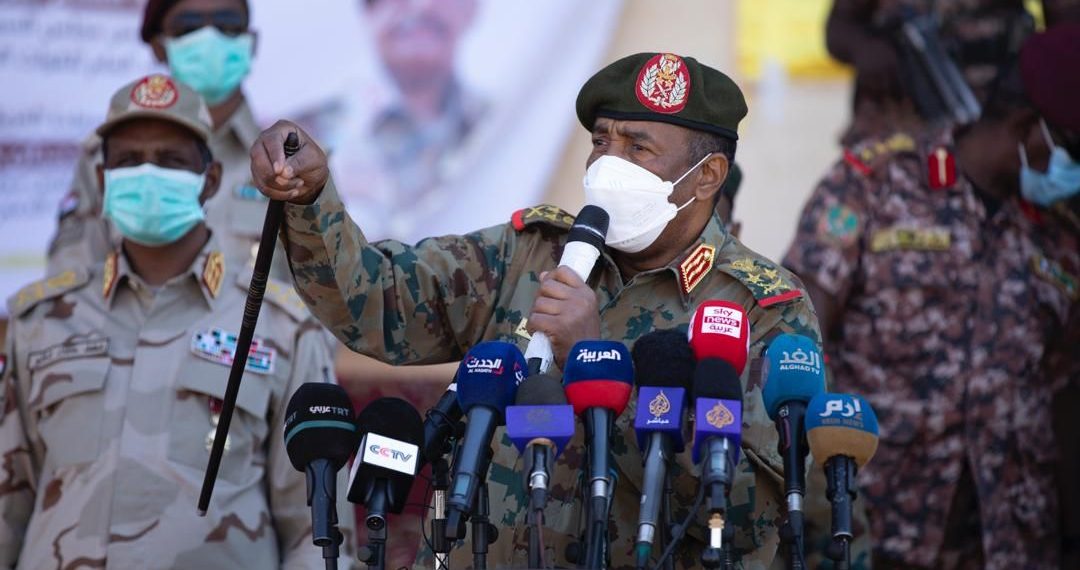 البرهان: الدعم السريع قدم نماذج تحتذى لخدمة الشعب السوداني