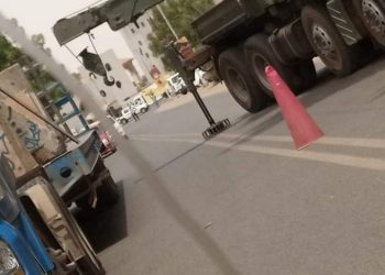 الجيش يغلق مداخل القيادة