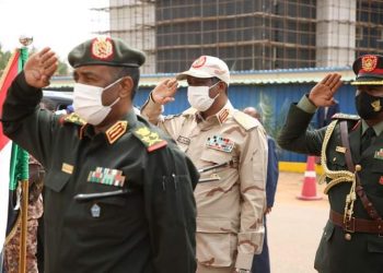 البرهان:الجيش والدعم السريع علي قلب رجل واحد