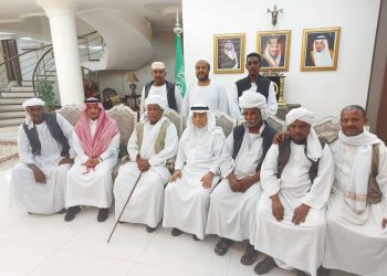 السفير السعودي يلتقي وفد قبيلة الامرار