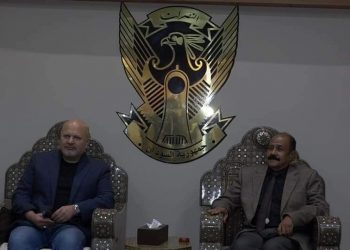 وصول المدعي العام للمحكمة الجنائية الدولية الخرطوم لبحث التعاون مع الحكومة في تحقيقات دارفور