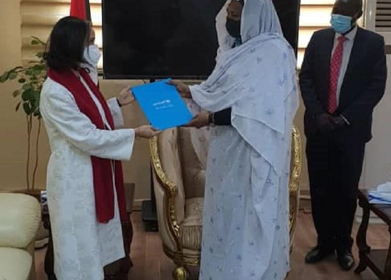 ممثلة اليونيسيف الجديدة تقدم أوراق إعتمادها لوزيرة الخارجية