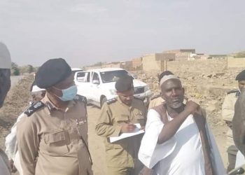 مدير الإدارة العامة للدفاع المدني يتفقد الشريط النيلي بالكلاكلة