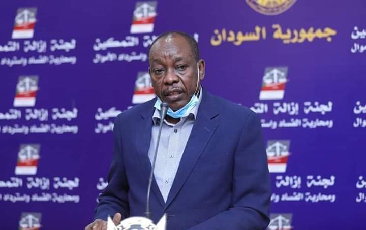 صلاح مناع عضو لجنة إزالة التمكين : الشركة السودانية للموارد المعدنية تعمل بنفس عقلية الماضي ، ترك أموال المسؤولية المجتمعية خارج ولاية المالية وتركها لمزاج المسؤول خطأ فادح، ان تفعيل مفوضية الفساد من أولويات الانتقال والتحول الديمقراطي وهي مكمل للجنة التفكيك. #العربية_السودان