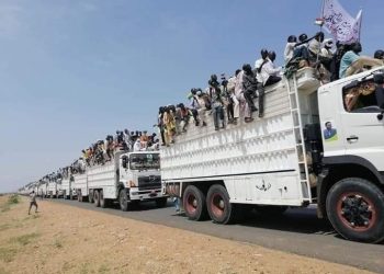 الوفود تتوالي لإستقبال حاكم إقليم دارفور وتنصيبه اليوم بمدينة الفاشر بولاية شمال دارفور .