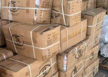 أنباء عن تعرض تجار للافلاس