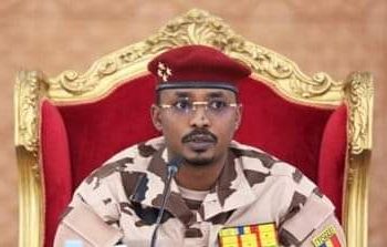 رئيس المجلس العسكري  التشادي يزور السودان