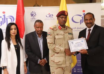 مدير معهد جنيف الدولي: قيادة الدعم السريع تهتم ببناء قدرات منسوبيها في مجال حقوق الإنسان