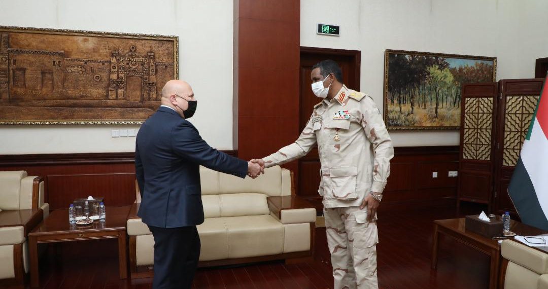 حميدتي يؤكد تعاون السودان مع المحكمة الجنائية