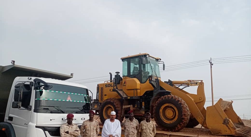 آليات الدعم السريع تتجه إلى مروي للحد من الفيضان وأهل الشمالية يشكرون حميدتي