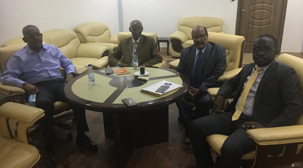 دعماً لمبادرة رئيس مجلس الوزراء… أعضاء مبادرة التجمع السوداني للمغتربين والمهاجرين يجتمعون مع عدد من الشخصيات