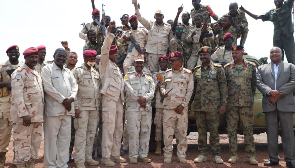 فضيل يؤكد : الدعم السريع والجيش في خندق واحد للزود عن الفشقةوحدود الوطن