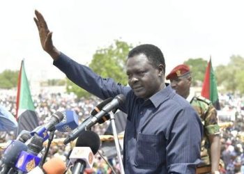 حاكم إقليم دارفور يصل الخرطوم قبل انطلاق اللقاء التنويري بقاعة الصداقة .