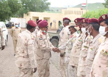 ممثل الدعم السريع يشهد تخريج متدربي دورة الاسلحة المتقدمة