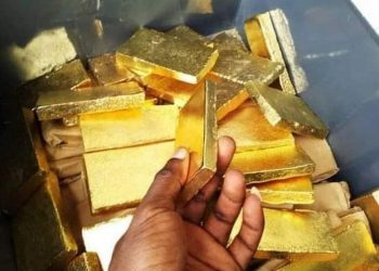 إحباط تهريب ١٠ كيلو جرامات من الذهب عبر مطار الخرطوم