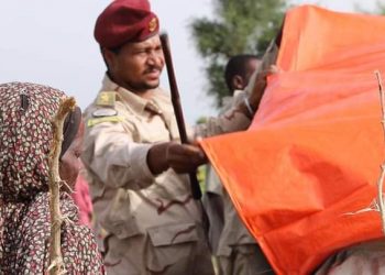 متحرك استتباب الأمن بالدعم السريع يٌسير قافلة مساعدات لمنطقة مله بولاية جنوب دارفور