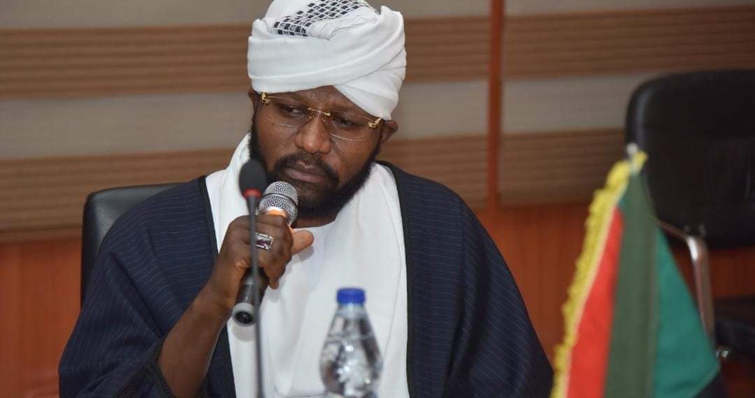 السلطان ”أحمد دينار“: يطلق مبادرة كبرى لنبذ الكراهية ودعم الاستقرار بدارفور