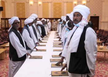 “حميدتي ” يحذر مثيري الفتن بشرق السودان ويتعهد بتذليل العقبات