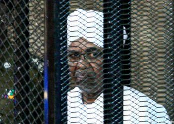 الجنائية: أوامر القبض ضد البشير وآخرين سارية