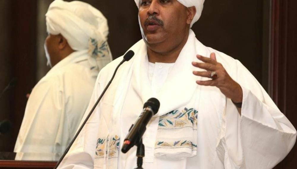 رئيس مجموعة شركات “سوداتك” يتبرع ب”50,000″ الف دولار لمشاريع إستقرار الشباب بالسودان