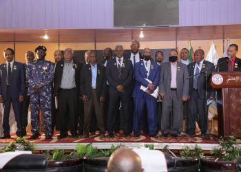 المعادن :  100 طن احتياطي الذهب