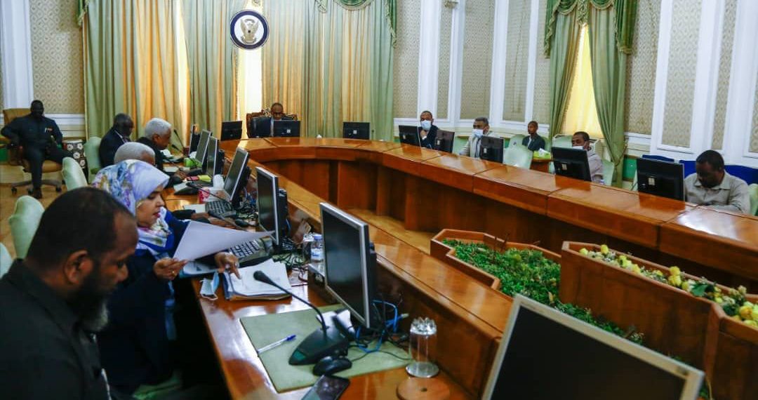 إرجاء زيادة رسوم الخدمات بالمستشفيات