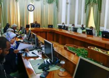 إرجاء زيادة رسوم الخدمات بالمستشفيات