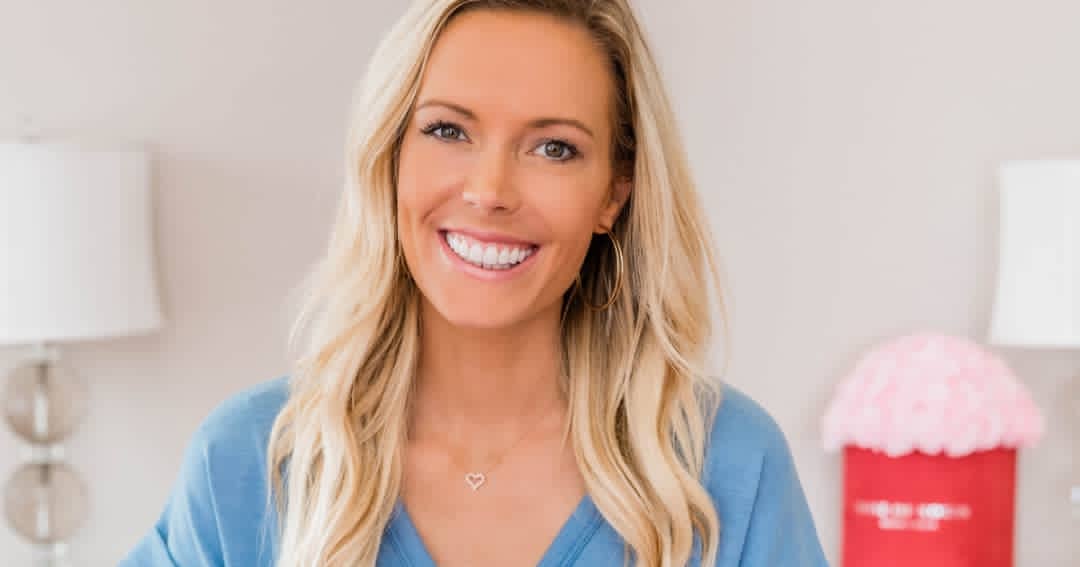 سيدة تحقق 141 مليون دولار من بيع الملابس عبر الإنترنت