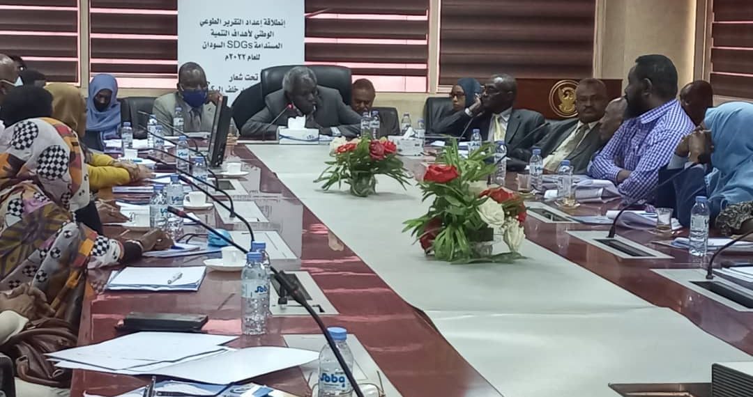 المالية تناقش اعداد تقرير اهداف التنمية المستدامة