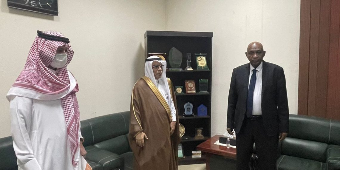سفير خادم الحرمين الشريفين لدى السودان يلتقى النائب العام