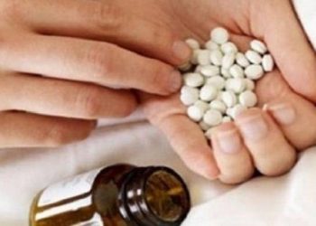 زوجة تضع حبوب منومه لزوجها لمنعه من الزواج عليها