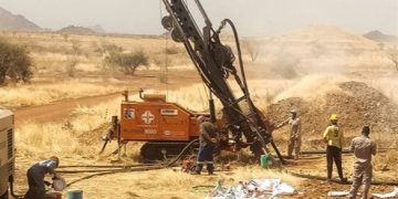 الموارد المعدنية تنفذ حملة (زيرو خلاط) لازالة ٣ الآف بنهر النيل
