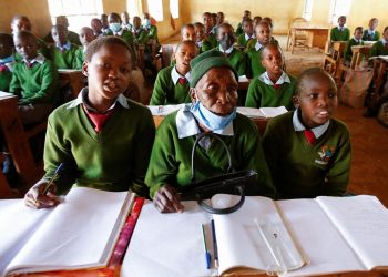 عمرها 99 عام وتدرس لتصبح طبيبة