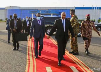 عااجل…البرهان الي القاهرة