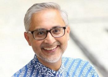 مسؤول بريطاني رفيع يصل الخرطوم لدعم التحول الديمقراطي