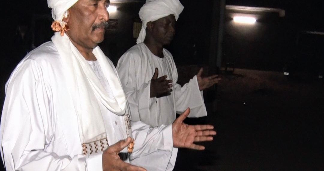 البرهان يؤدي واجب العزاء في الشهيد الرقيب ميرغني الجيلي