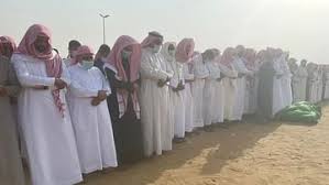 وفاة معلمة سعودية وهي تحمل هدايا النجاح لطلابها