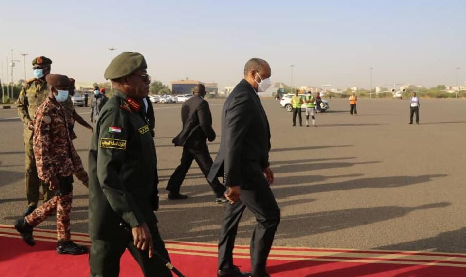 البرهان إلى يوغندا