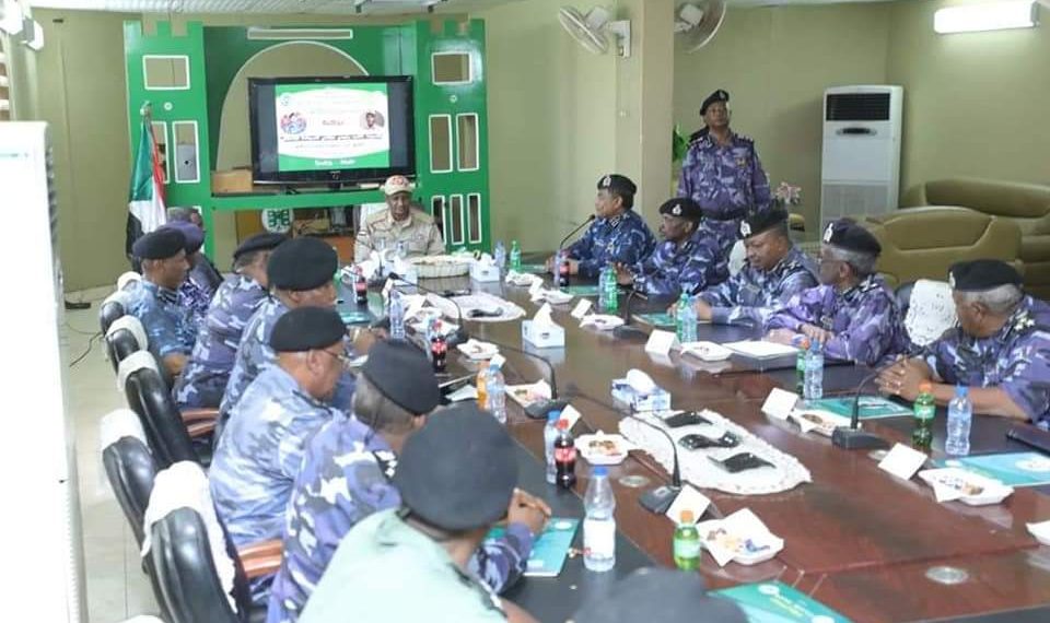 حميدتي يطلع على الأوضاع الأمنية بولاية البحر الأحمر