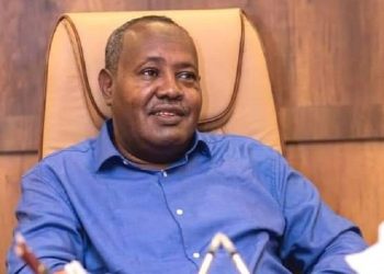 اصحاب العمل :مايجري في سوق الدولار مضاربات وهمية