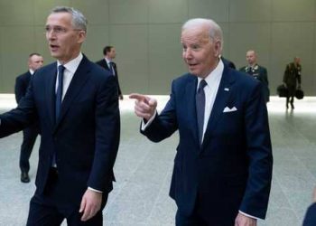 الناتو يحذر موسكو من استخدام الأسلحة الكيماويه