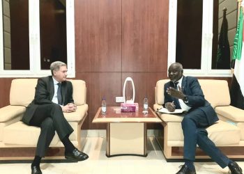 جبريل : يطلع المبعوث الفرنسي على مسار التحول الديمقراطي بالبلاد