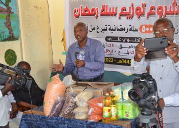 منظمة مراقي للتنمية البشرية توزع كفالة الأيتام والارامل‎‎‏ بجنوب دارفور