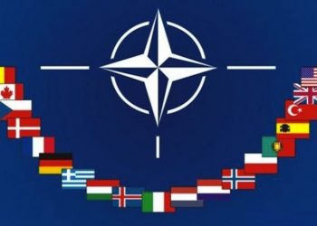 الناتو يحذر من حرب شاملة في اوروبا بسبب الأزمة الأوكرانية