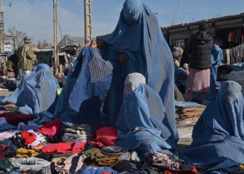 طالبان تهنئ النساء باليوم العالمي